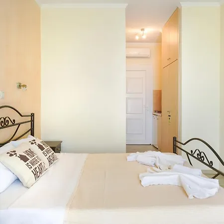 Mare Nostrum شقة يميناريا